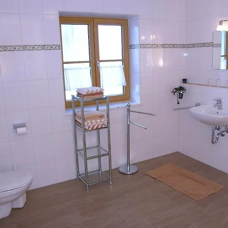 Gaestehaus Weissenbauer شقة *