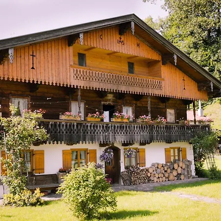 Gaestehaus Weissenbauer *